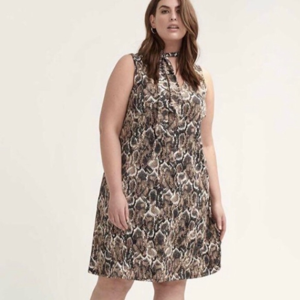 NWT Addition Elle Snakeskin Shift Dress